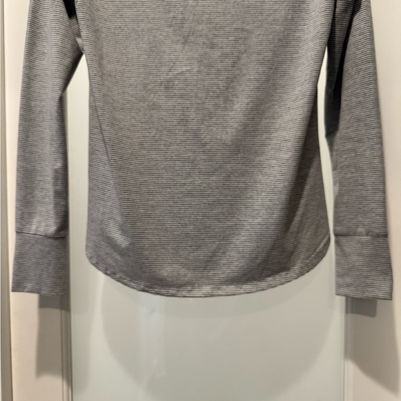 We Wander Stripe Long Sleeve Top Gray Soft Thumbholes Size S - Picture 9 of 13